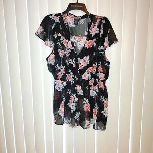 🦩Torrid Lightweight Chiffon Floral Sleeveless Romantic Button Front Blouse 1x